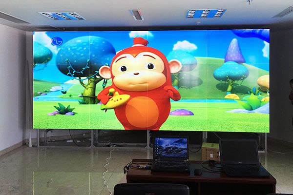 無(wú)縫拼接屏在智能信息化時(shí)代的應(yīng)用