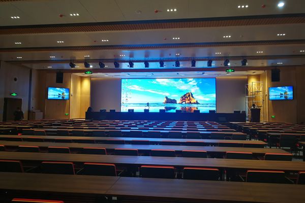 無(wú)縫拼接屏項(xiàng)目的投標(biāo)方案如何設(shè)計(jì)？