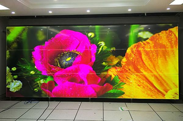 商場用LED全彩屏好還是無縫拼接屏好？