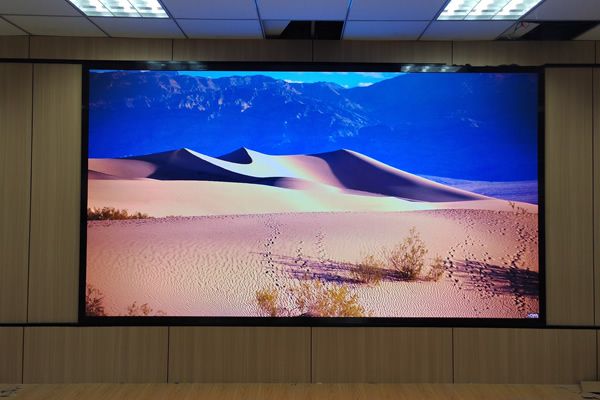 會議室要用多大的顯示屏合適，用哪種顯示大屏好？