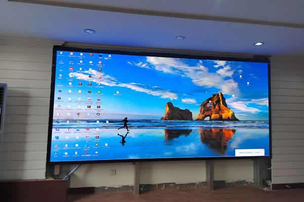 學(xué)校大廳用什么大屏好，要怎么選擇？