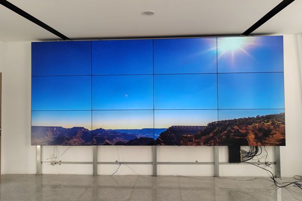 會(huì)議室大屏幕用led屏好，還是拼接屏好