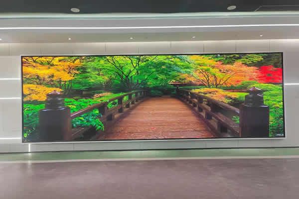 大型商場用哪種LED屏規(guī)格好？